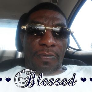 Meet your Posher, Devoe